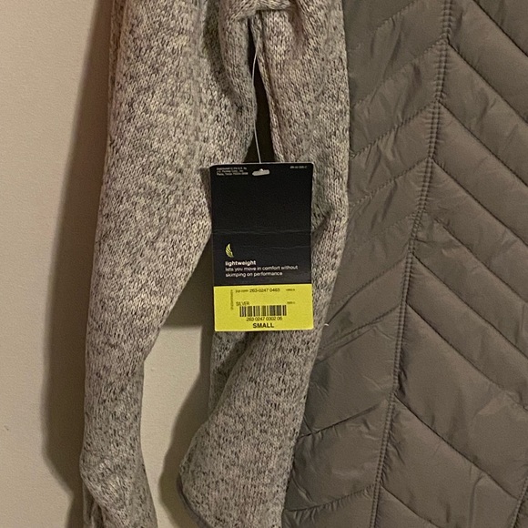 Xerison Jacket size small grey and orange - Picture 3 of 7